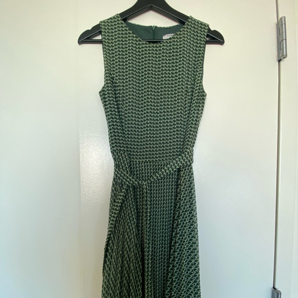 Flowy green dress